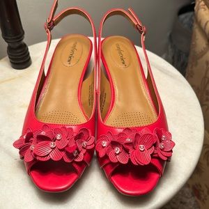 Comfortview Women's Wide Width The Rider Slingback Shoes With Peep-Toe Low Heel